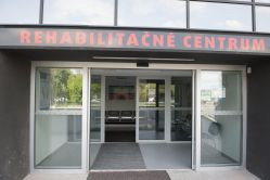 Vchod do Rehabilitačného centra